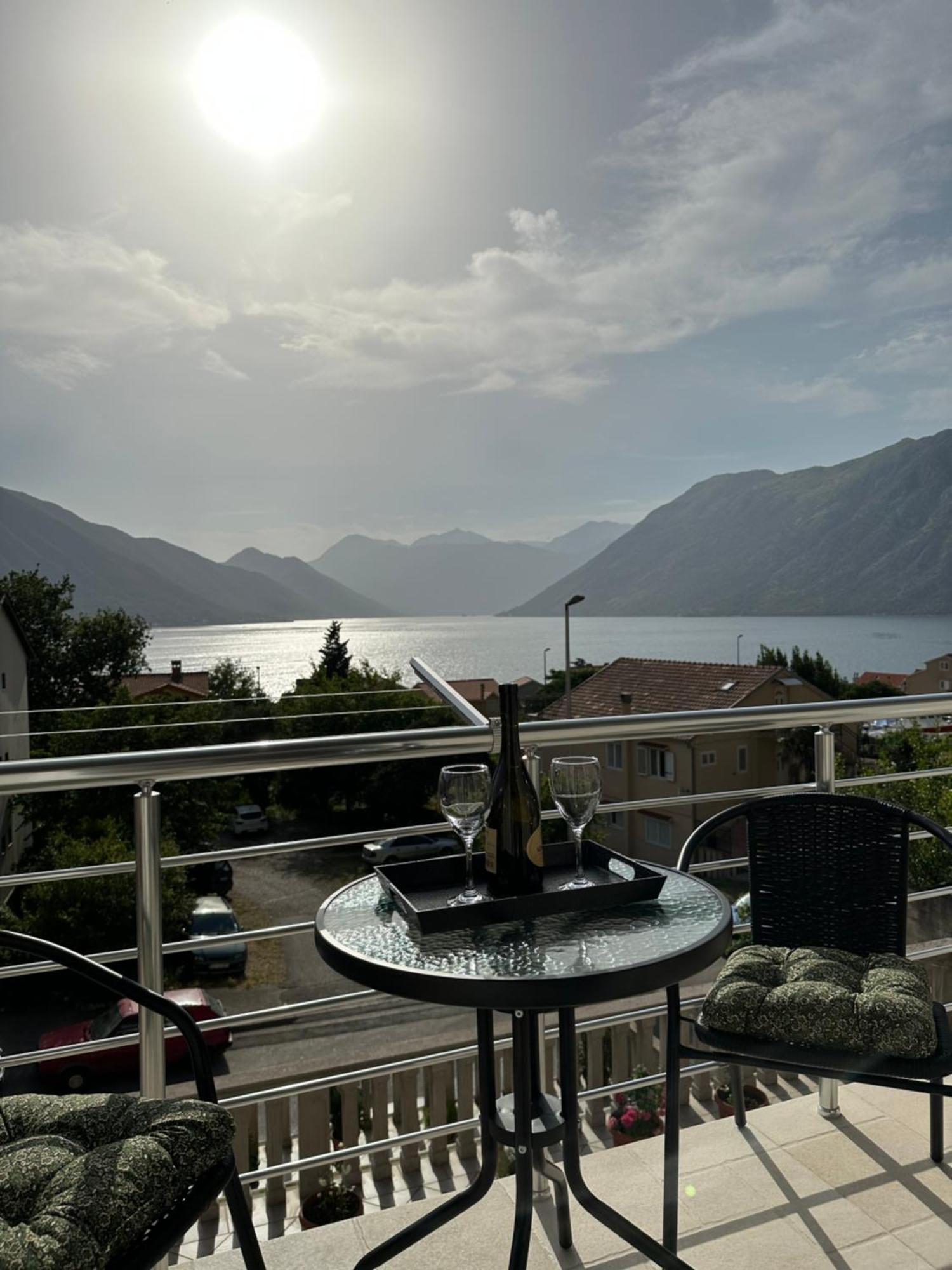 Sunny Apartment Kotor Dış mekan fotoğraf